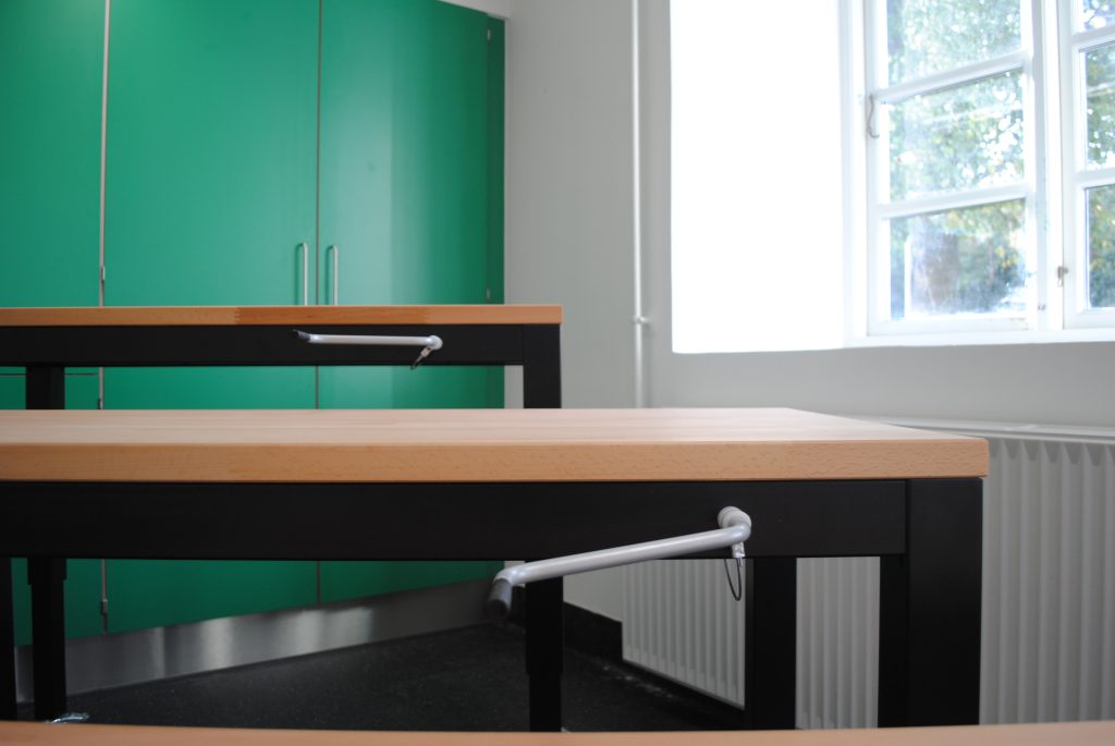 wheelchair accessible tables