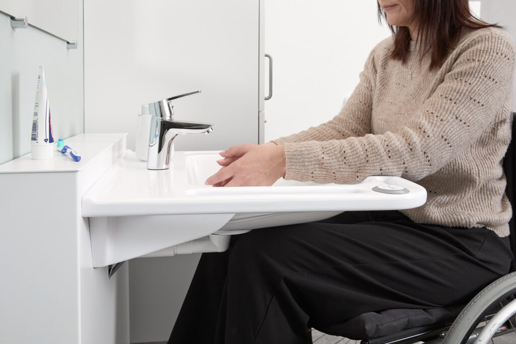 Standardline electric height adjustable washbasin