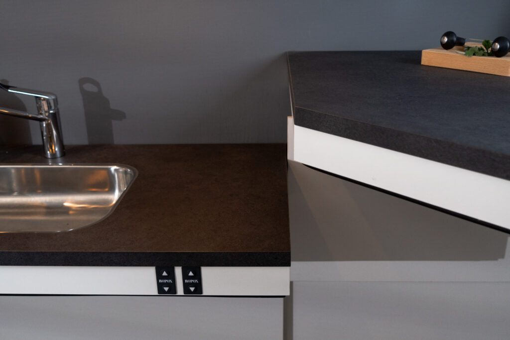 height adjustable corner solution for accessible kitchen countertop