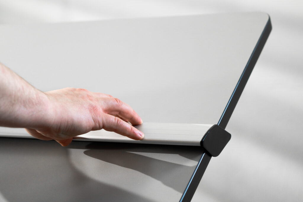 ergo wheelchair accessible table