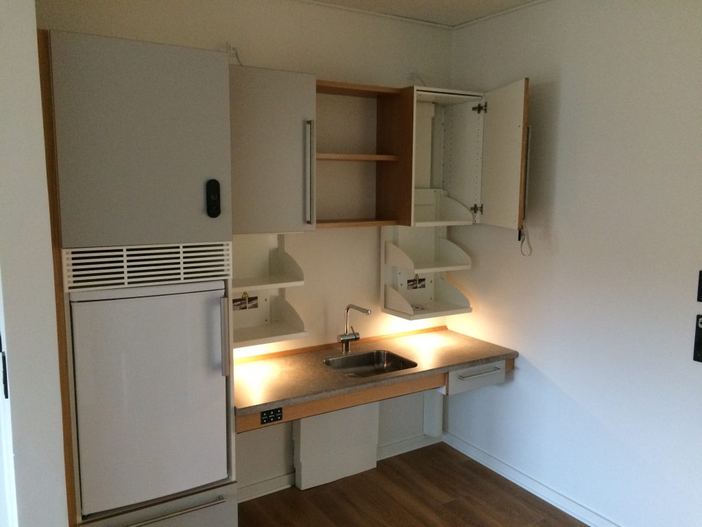 height adjustable kitchen worktop
